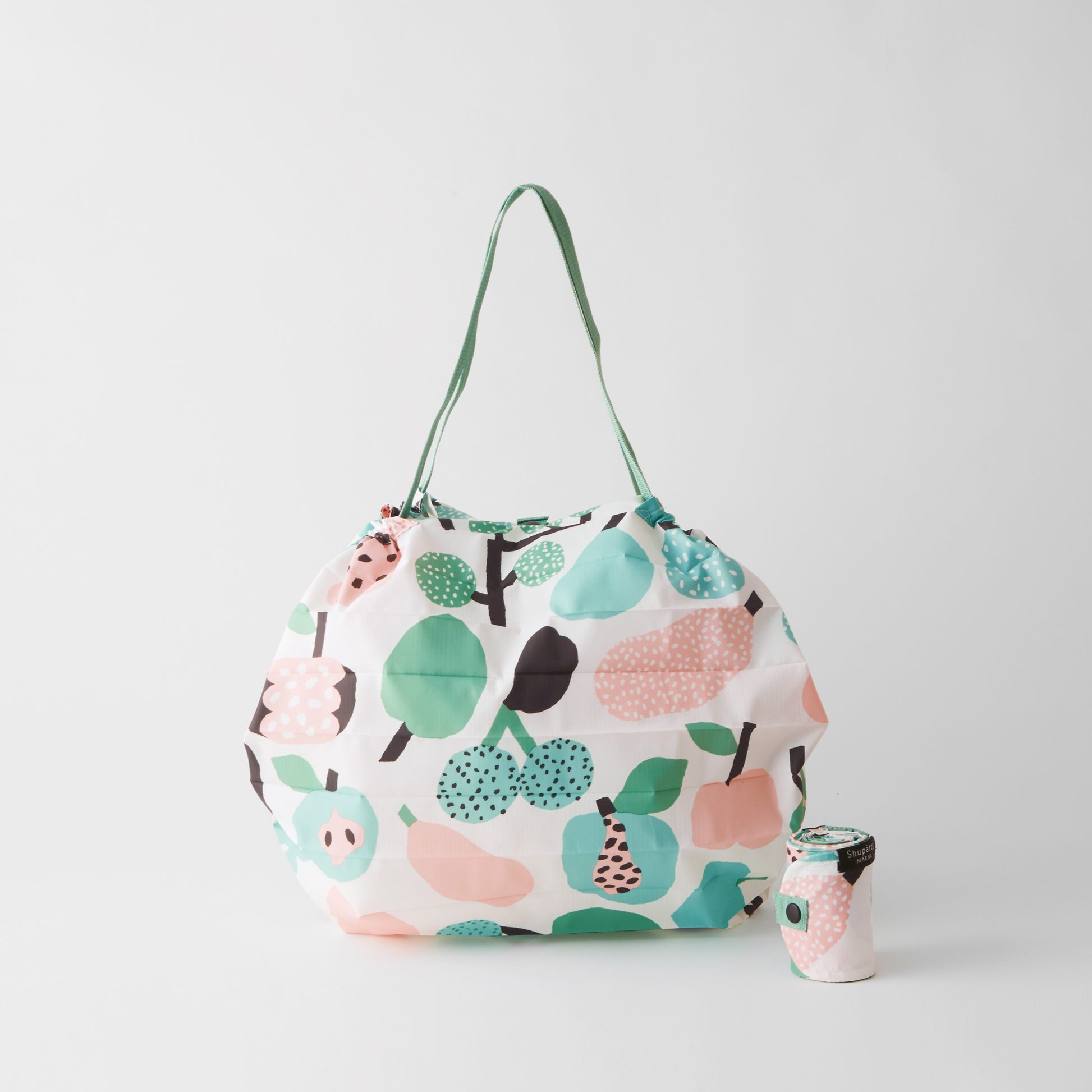 Shupatto one pull foldable bag