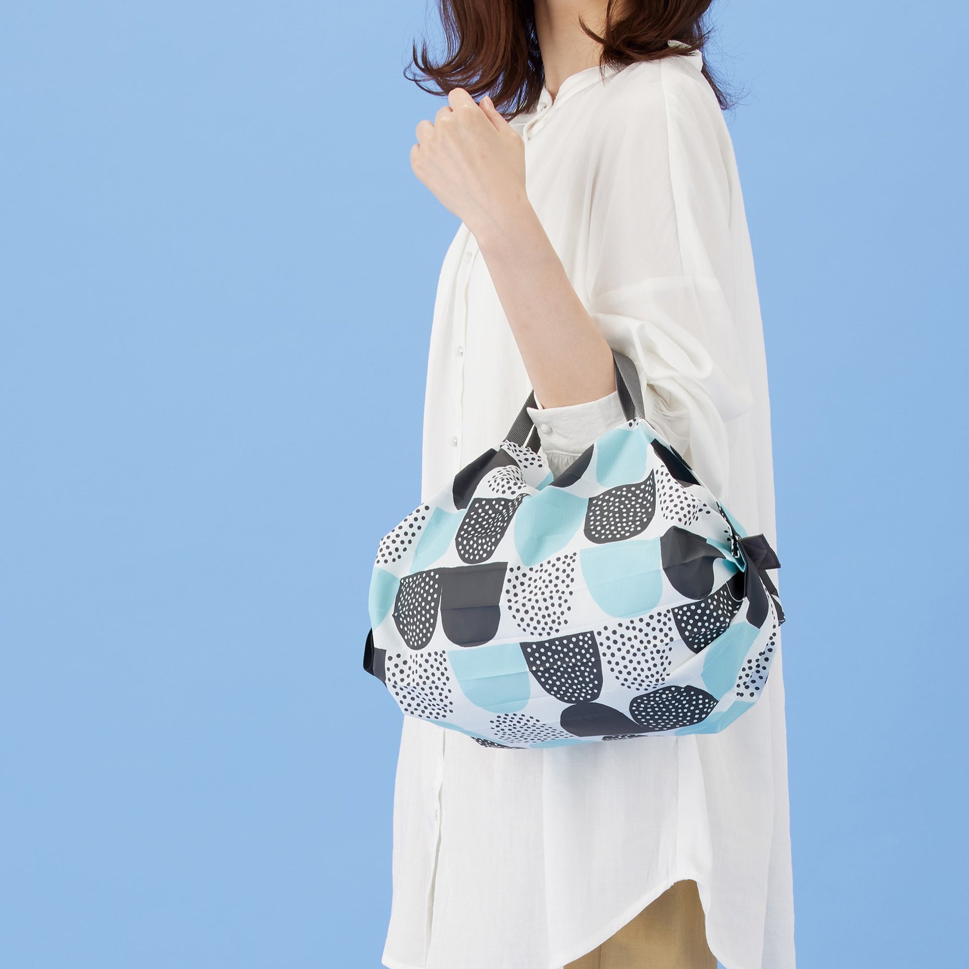 Shupatto one pull foldable bag