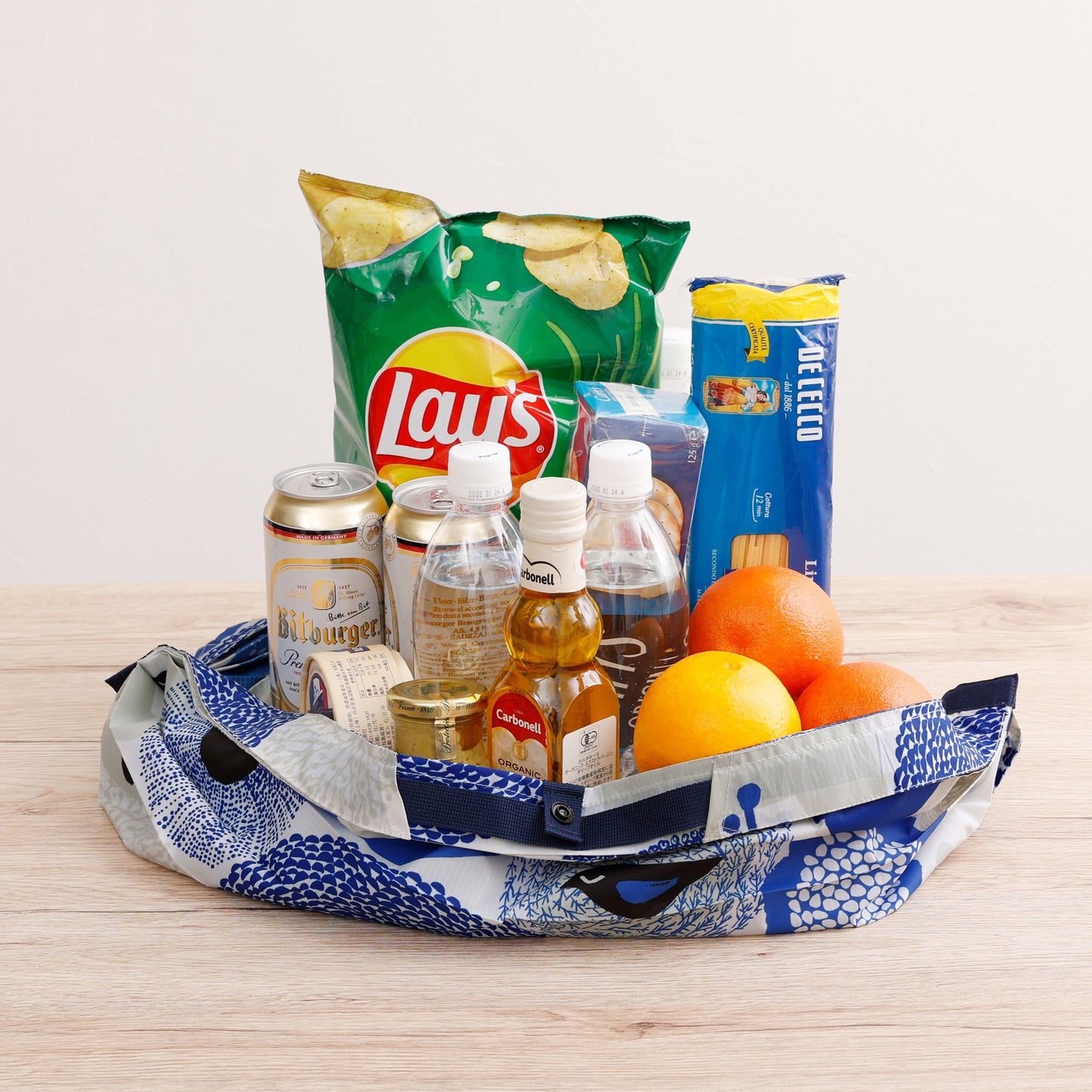 Shupatto one pull foldable bag