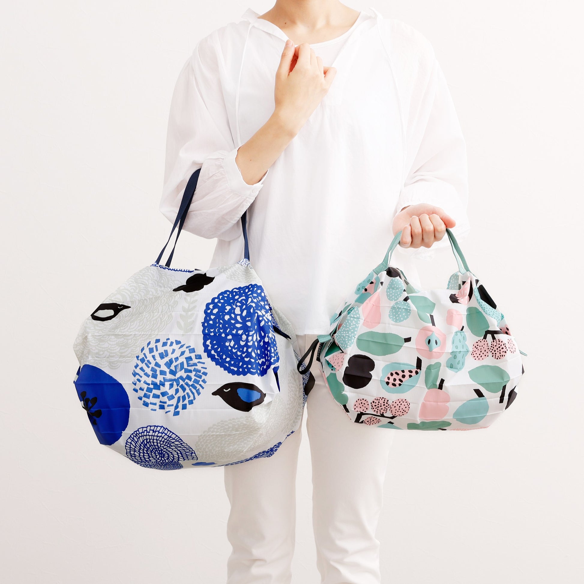 Shupatto one pull foldable bag