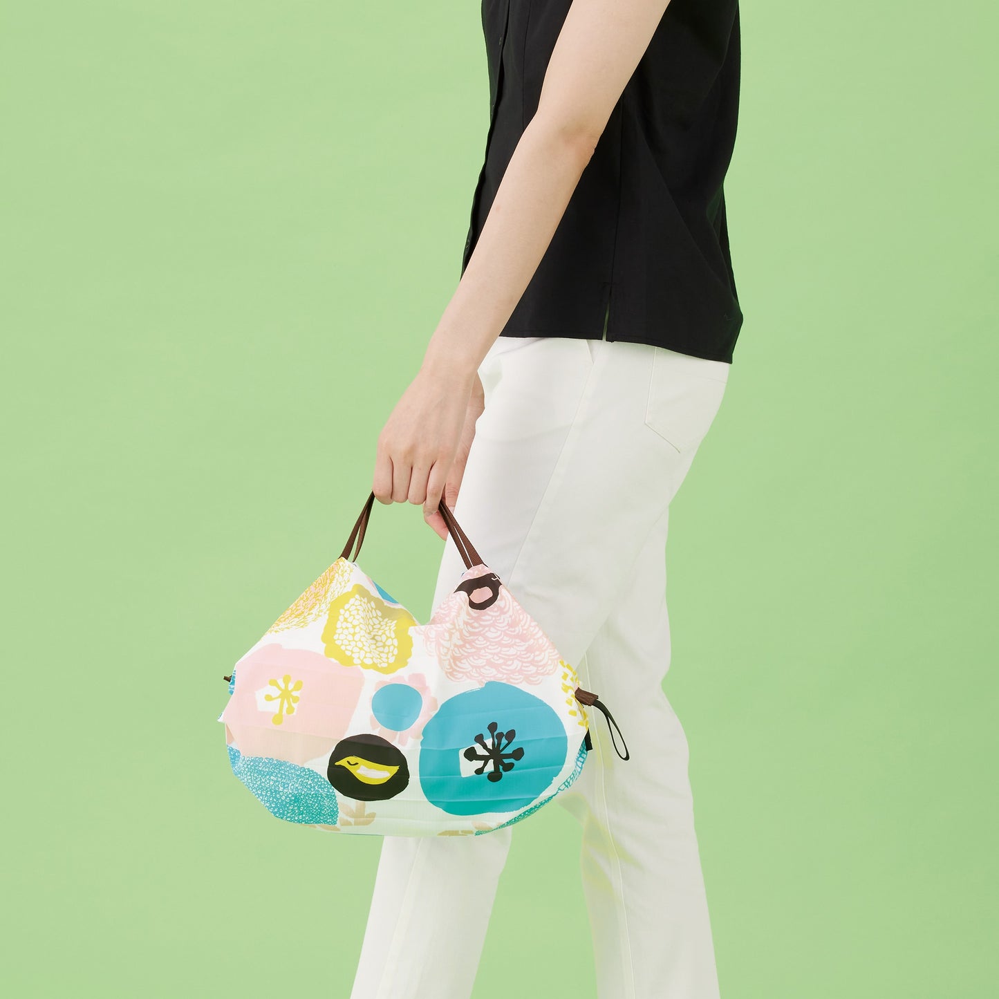 Shupatto one pull foldable bag